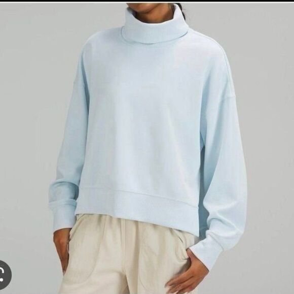 lululemon athletica Tops - Lululemon sweatshirt Size 10